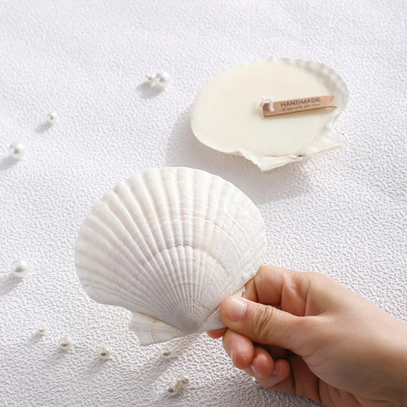 Bougie Parfumée Artisanale Forme Coquillage Femme 2