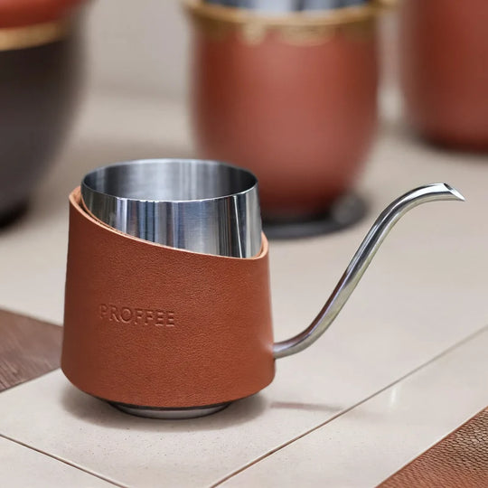 Cafetière Portable en Acier Inoxydable avec Poignée en Cuir pour Femme et Homme 1