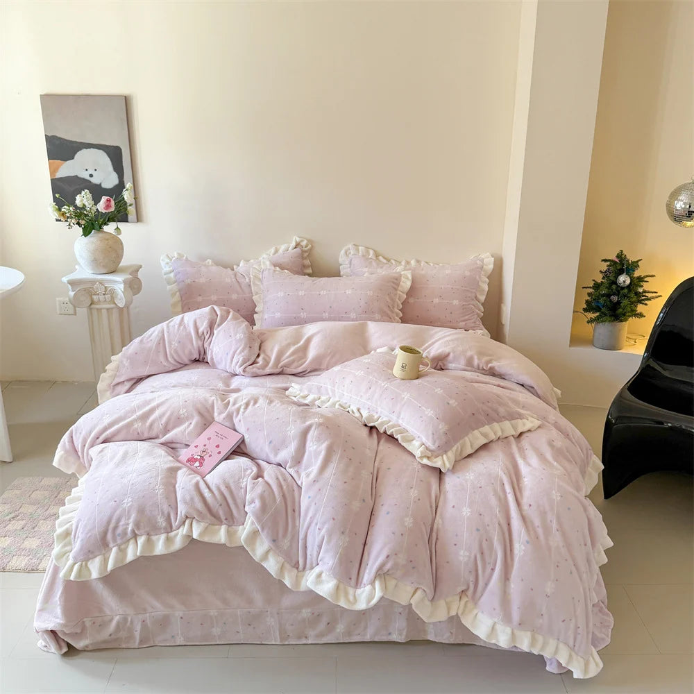 Ensemble de Literie Complet avec Couverture Matelassée et Taies d'Oreiller à Volants 0
