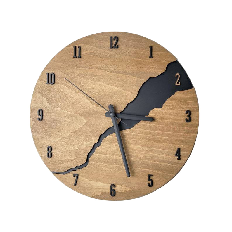 Horloge Murale en Bois Nordique Design Élégant 0
