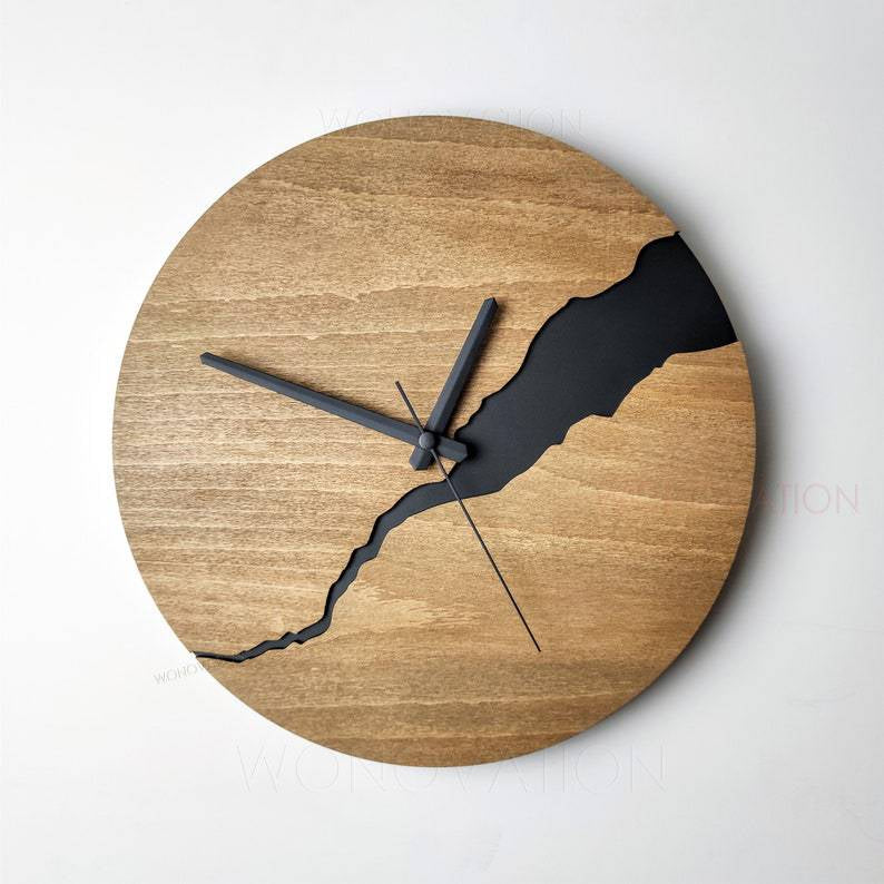 Horloge Murale en Bois Nordique Design Élégant 3