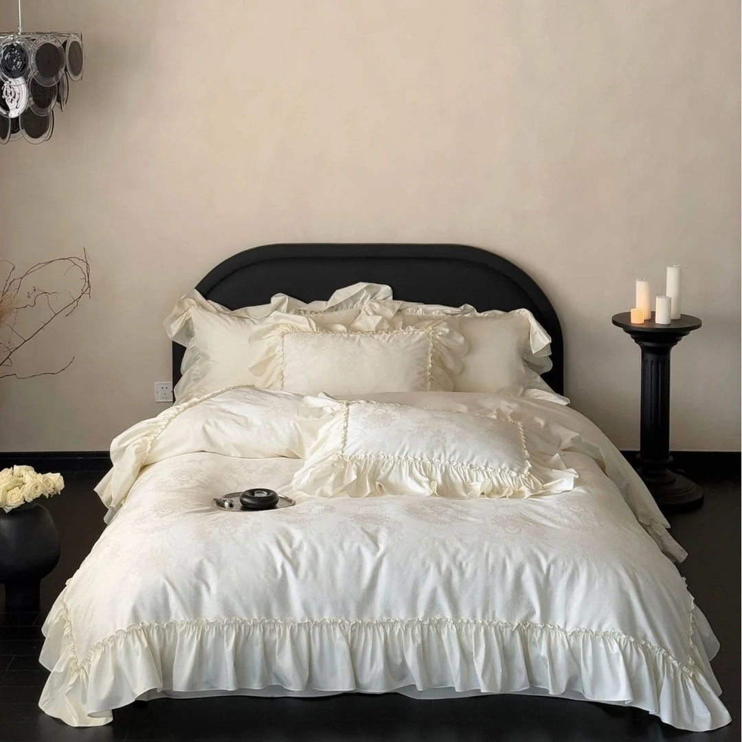 Parure de lit pour femme style romantique avec broderies jacquard et volants en mousseline 0