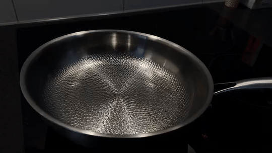 Poêle en Titane Martelé pour Cuisine 0