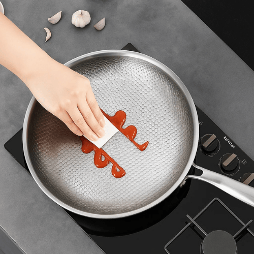 Poêle en Titane Martelé pour Cuisine 6