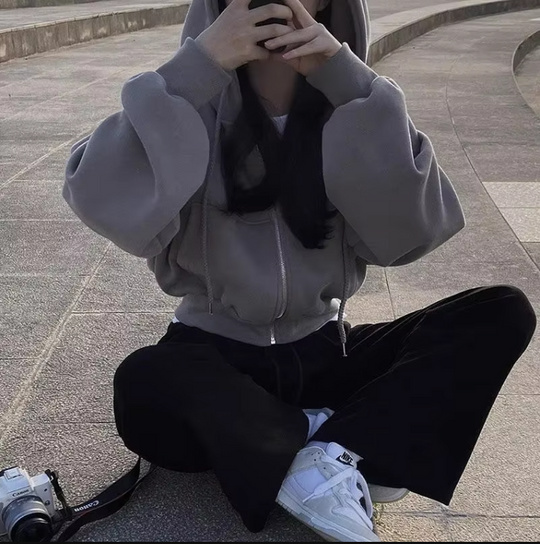 Sweat à capuche court surdimensionné pour femmes