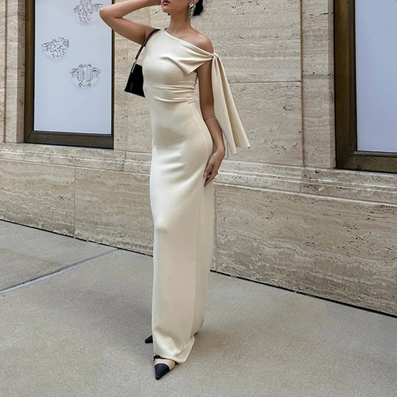 Robe de soirée sans manches ajustée pour femme