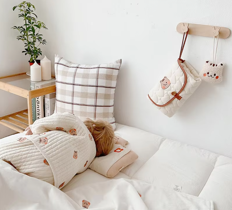 Changeur de couches pliable pour bébé