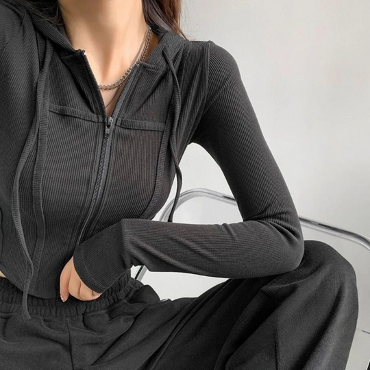 Sweat à capuche court ajusté zippé pour femmes