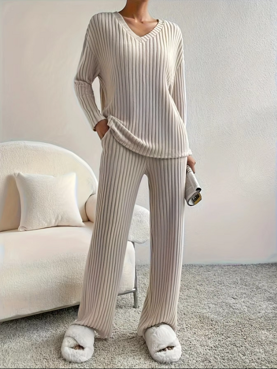Ensemble d'hiver douillet en tricot à col en V pour femmes