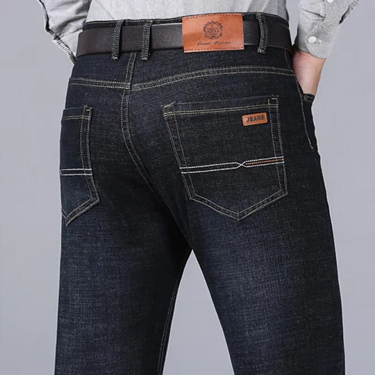 Jeans classiques en denim pour hommes