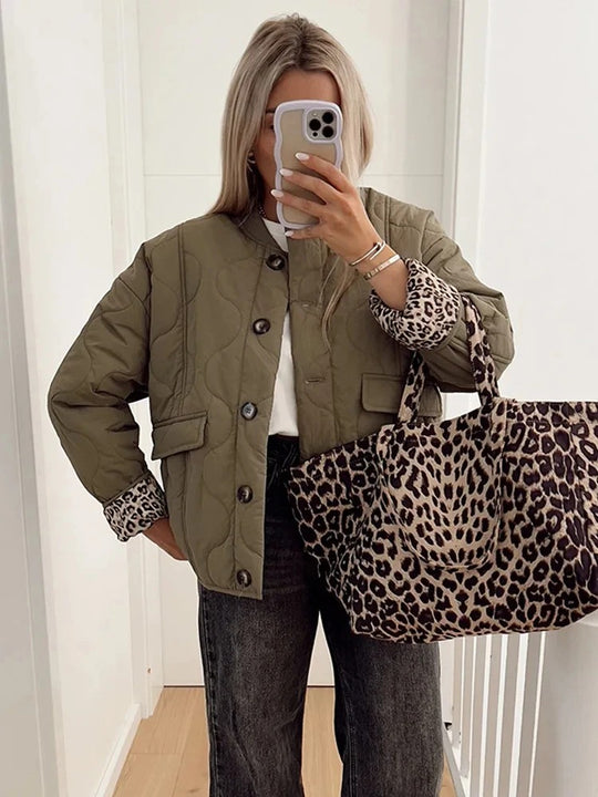 Veste rembourrée à poche avant pour femme