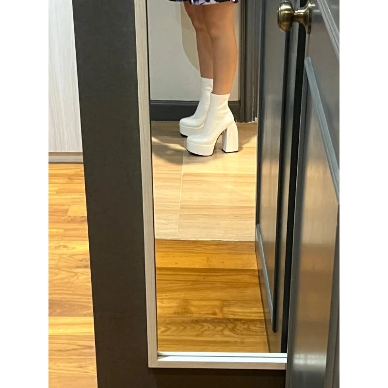 Bottes en cuir à talons épais pour femmes
