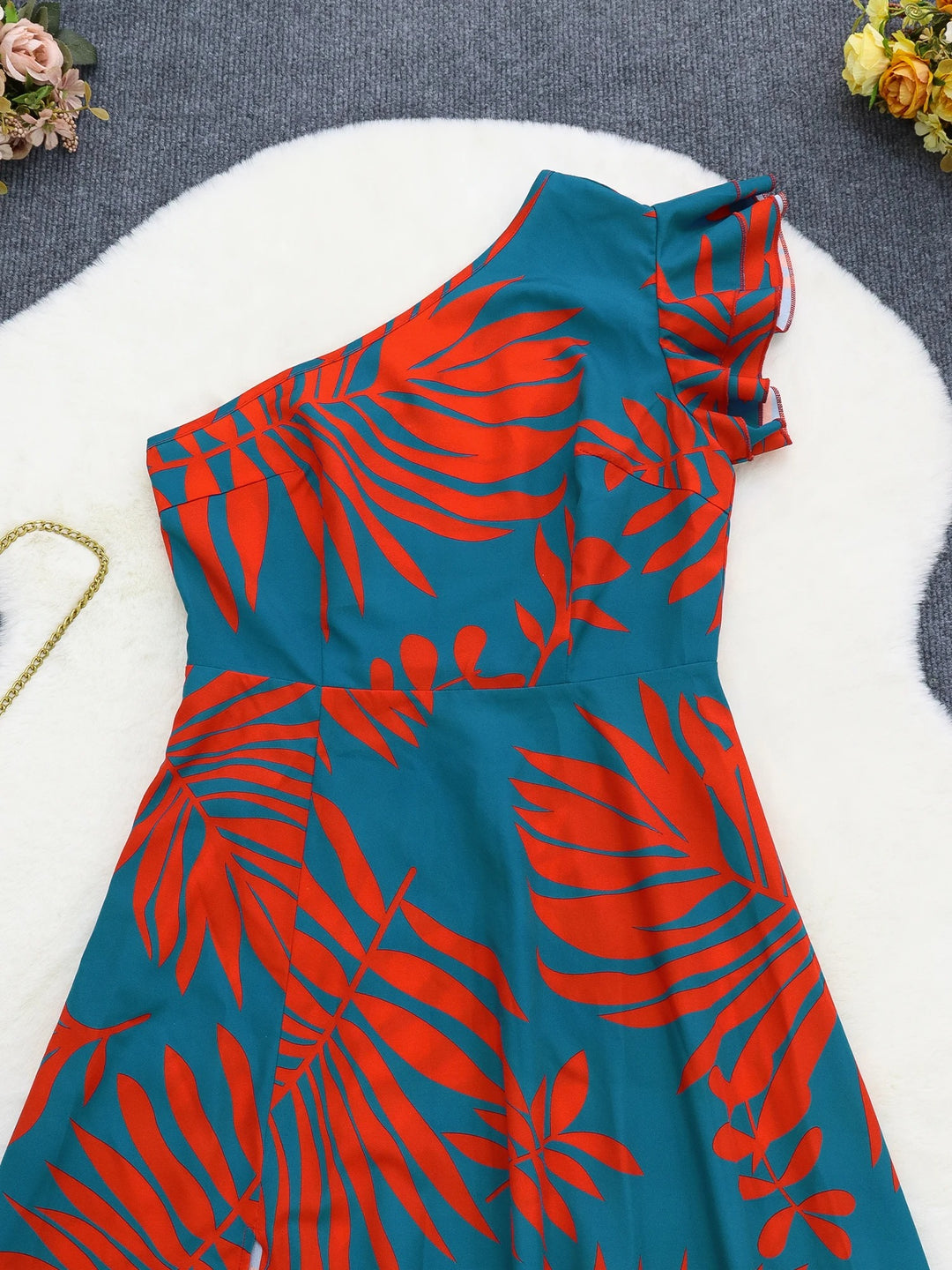 Robe longue asymétrique à imprimé tropical