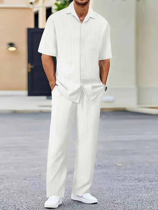 Ensemble chemise et pantalon rayés pour homme