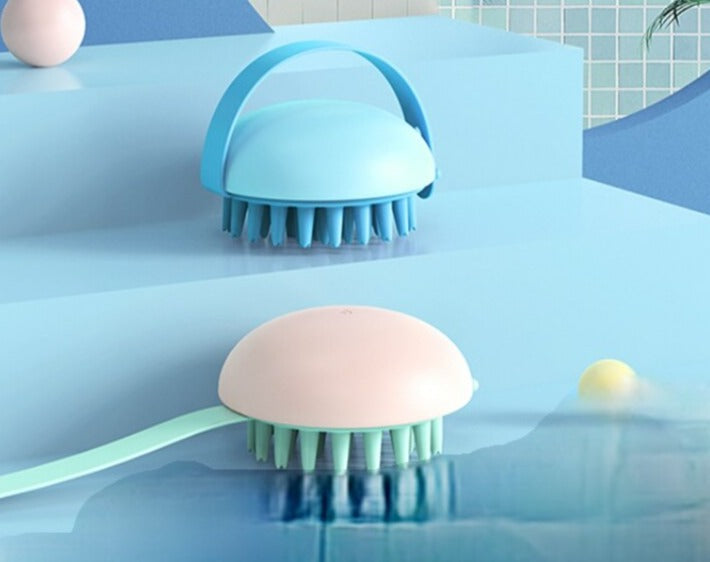 Brosse de douche pour le massage du cuir chevelu