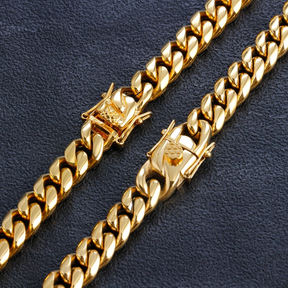 Collier à maillons cubains