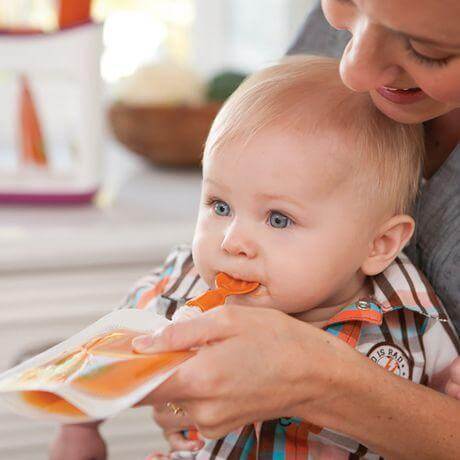 Station de pressage d'aliments pour enfants